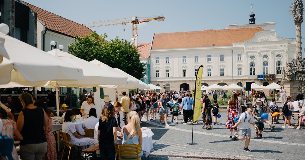 6. ročník Festivalu Učiaca sa Trnava 2026 premení učenie na zážitok, skúsenosť aj príležitosť spoznať rôzne možnosti. Program určený pre všetky generácie ukáže, že učiť sa môžeme v každom veku a za akýchkoľvek okolností. Zdroj: mesto Trnava