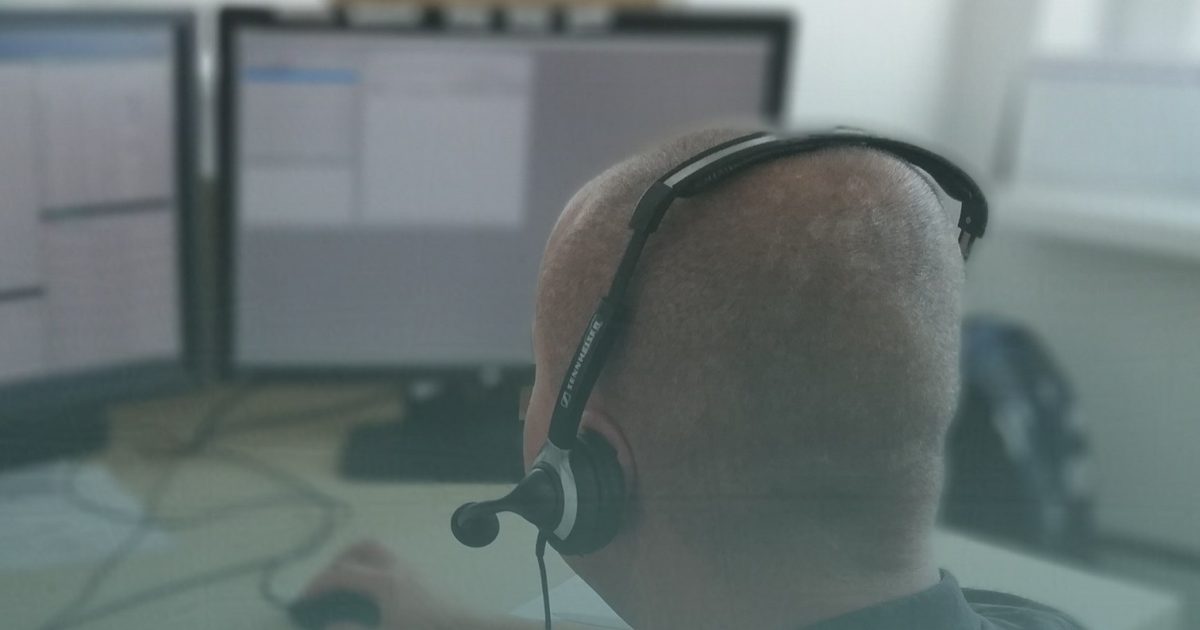 Polícia pravidelne upozorňuje, že zneužívanie či blokovanie tiesňových liniek je absolútne neprípustné a protizákonné. Sú totiž určené pre tých, ktorí pomoc skutočne potrebujú. Napriek upozorneniam sa však aj tak nájdu takí, ktorí si jednoducho nedajú povedať. Zdroj: Polícia SR - Trnavský kraj